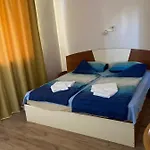 Family Neptun -
