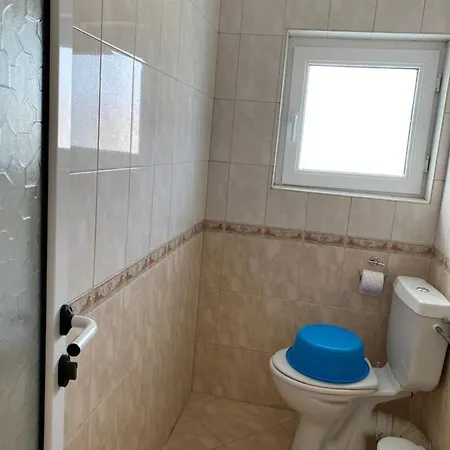 Family Neptun - 호텔 2*