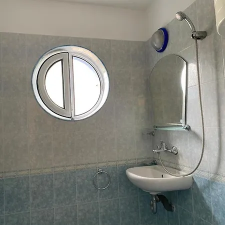 Family Neptun - 호텔 2*