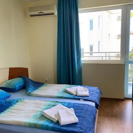 Family Neptun - 2* ロゼネッツ