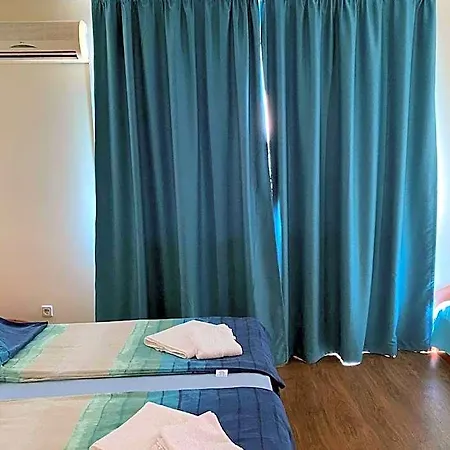 Family Neptun -