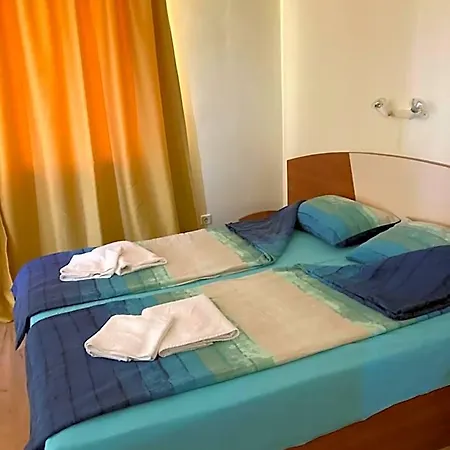 Family Neptun - Hotel 2*