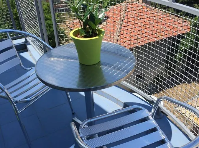 Family Neptun - מלון