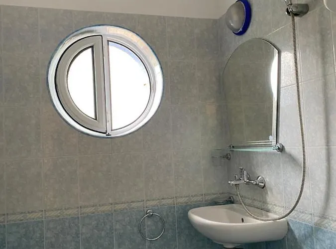 Family Neptun - מלון 2*