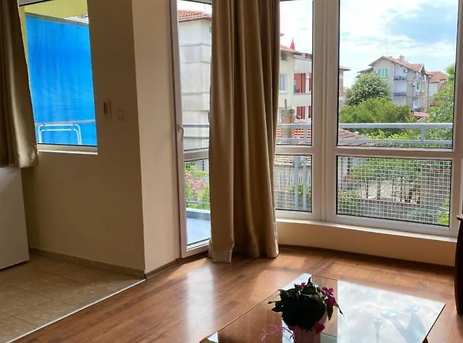 Family Neptun - מלון 2*