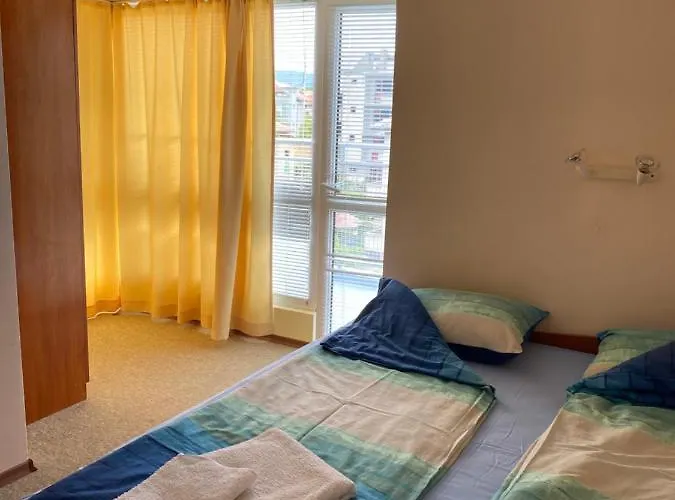 Family Neptun - מלון