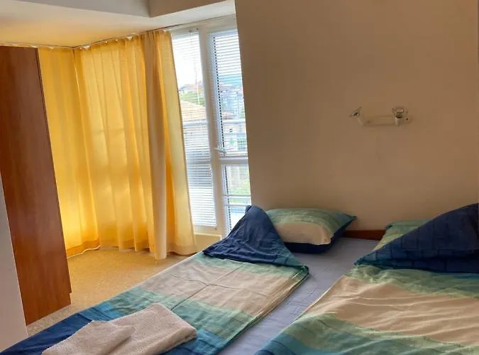 Family Neptun - מלון