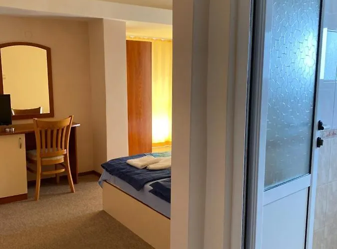 Family Neptun - 2* לוזנטס