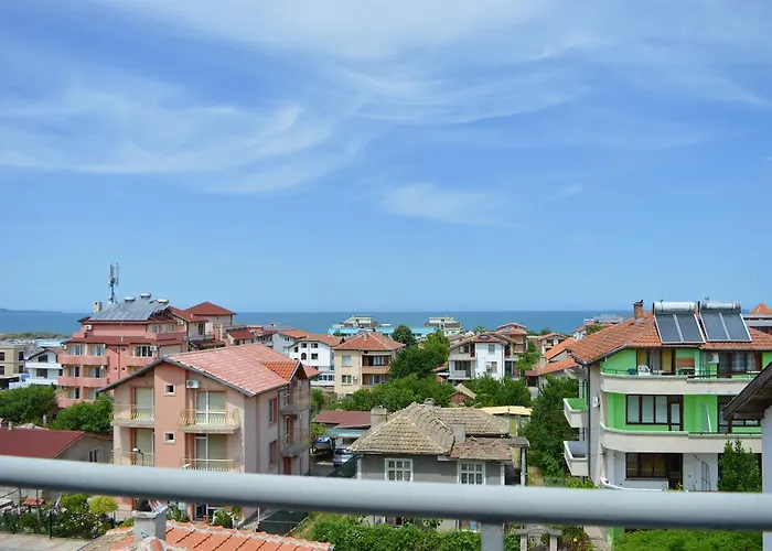 מלון Family Neptun -