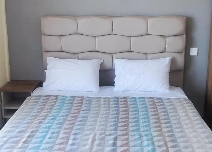 Family Neptun - מלון 2*